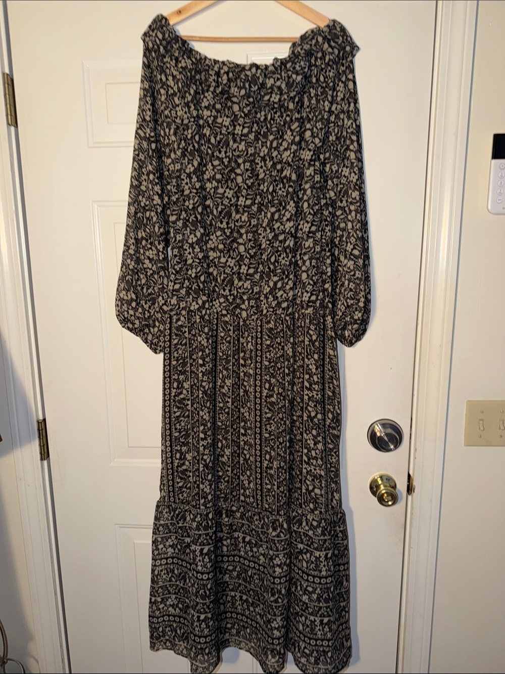 Ana Sui x Old Navy Black and Cream Floral Dropped Waist Maxi Dress. XL NWT - Picture 6 of 6